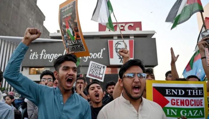 Kerusuhan di Pakistan: Tragedi Protes Terhadap KFC, Seorang Karyawan Tewas