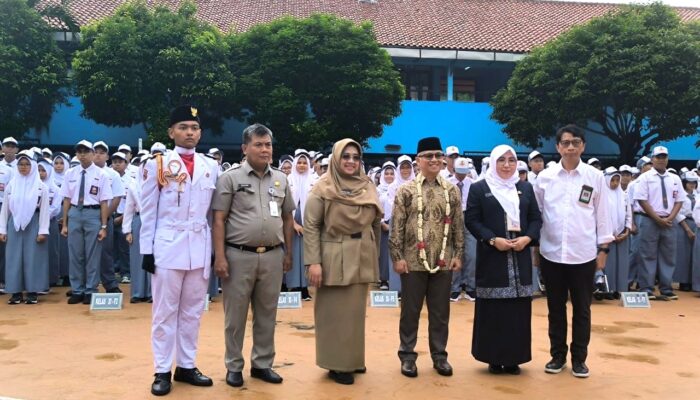 Wamendikdasmen Tinjau MPLS di SMAN 22 Jakarta: Tegaskan Pentingnya Lingkungan Sekolah yang Ramah dan Edukatif