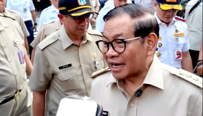 Gubernur DKI Pramono Resmikan Pelican Crossing di Stasiun Cikini