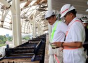 Luhut: Restrukturisasi Jalan Terbaik Atasi Utang Kereta Cepat Whoosh