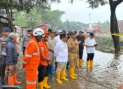 Pramono Tinjau Longsor TPST Bantargebang, Sungai Ciketing Segera Dinormalisasi