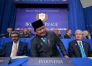Desak Prabowo Menarik Diri dari  BoP Massa ‘Weekend Melawan’ Demo di DPR