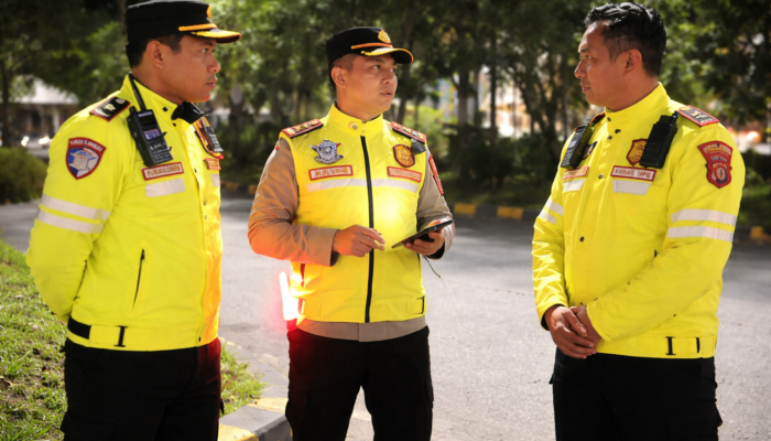 Kapolres Purwakarta Pantau Arus Balik di KM 97 Tol Cipularang, Lalu Lintas Lancar
