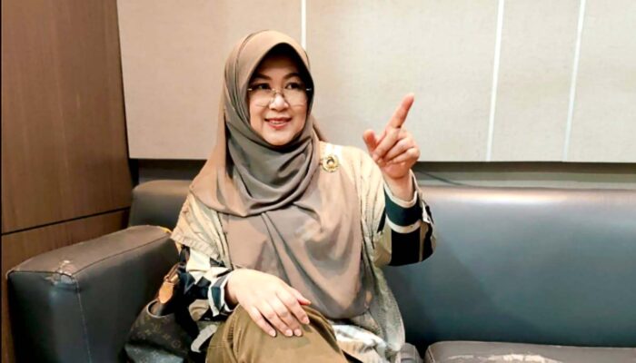Refleksi Hari Kartini, dr. Tifa Klaim Tolak Restorative Justice dalam Kasus Dugaan Ijazah