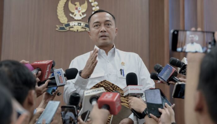 BEM SI Ultimatum Pemerintah 18 Hari, Kapolri hingga Istana Buka Suara