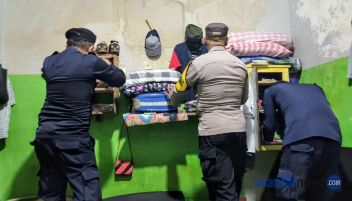 Pastikan Blok Hunian Bebas Barang Terlarang, Lapas dan Polsek Wahai Gelar Razia Gabungan