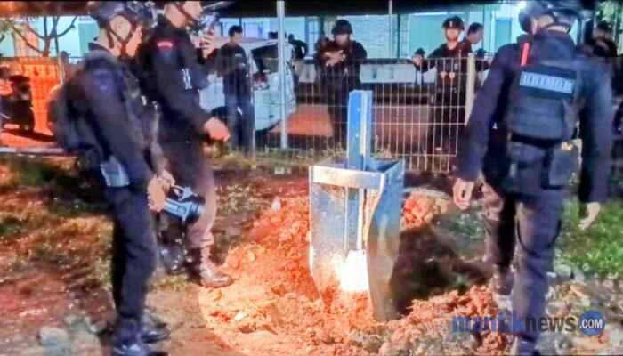 Diduga Bom Pesawat, Tim Gegana Identifikasi Temuan Benda Mencurigakan di Percetakan Negara