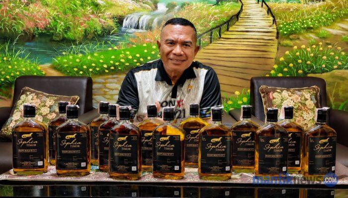 Anos Yeremias: Sopi Jangan Hanya Dimusnahkan, Harus Ditata Jadi Produk Legal