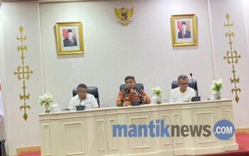 Wali Kota Ambon Ancam Pecat ASN Terlibat SK Kenaikan Pangkat Bodong